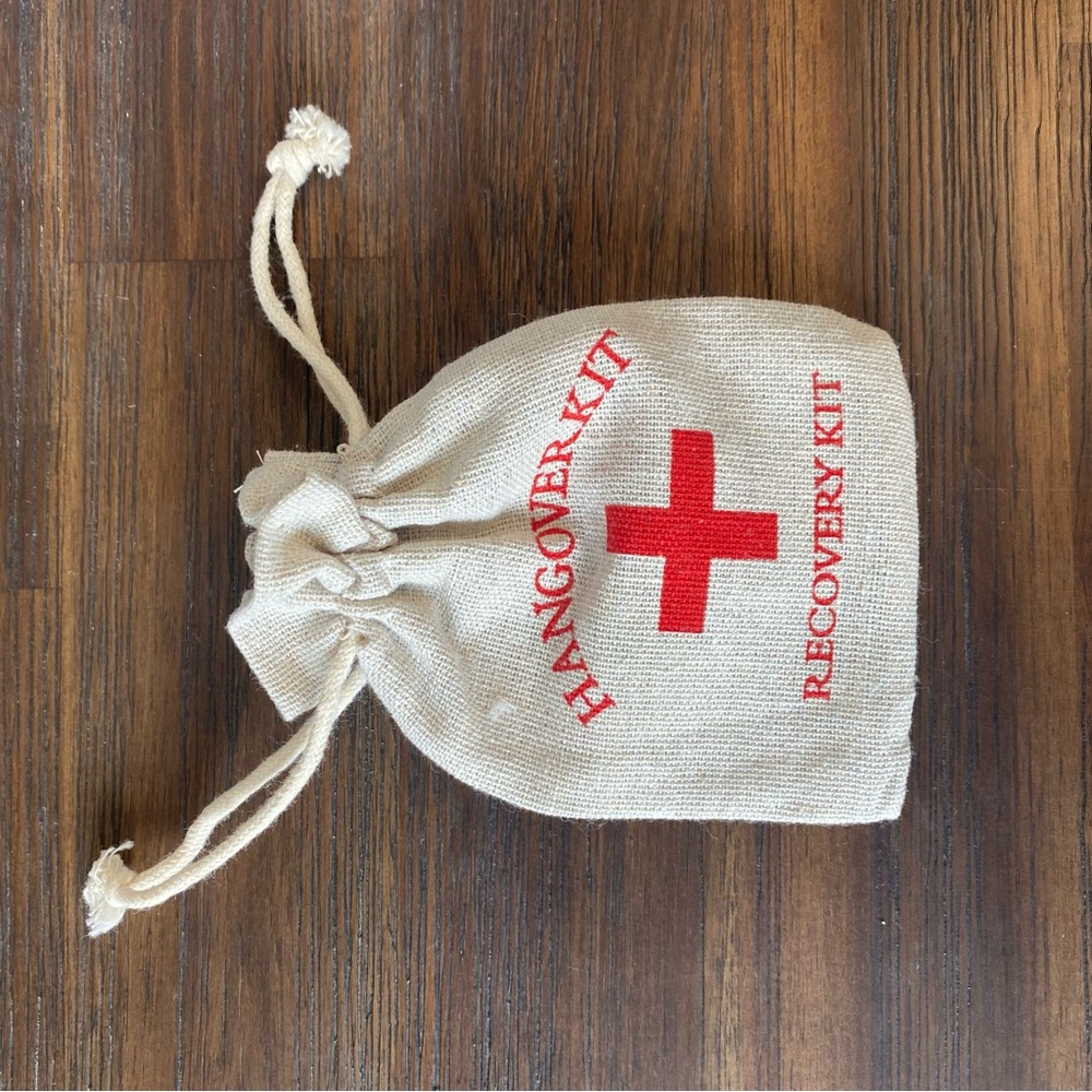(7) Party Favor Bags - Hangover Kit / Recovery Kit - Bundle of 7 - Picture 3 of 3